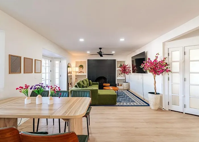 Holiday home Ella Oasis Heated Pool Hot Tub Near Old Town Scottsdale